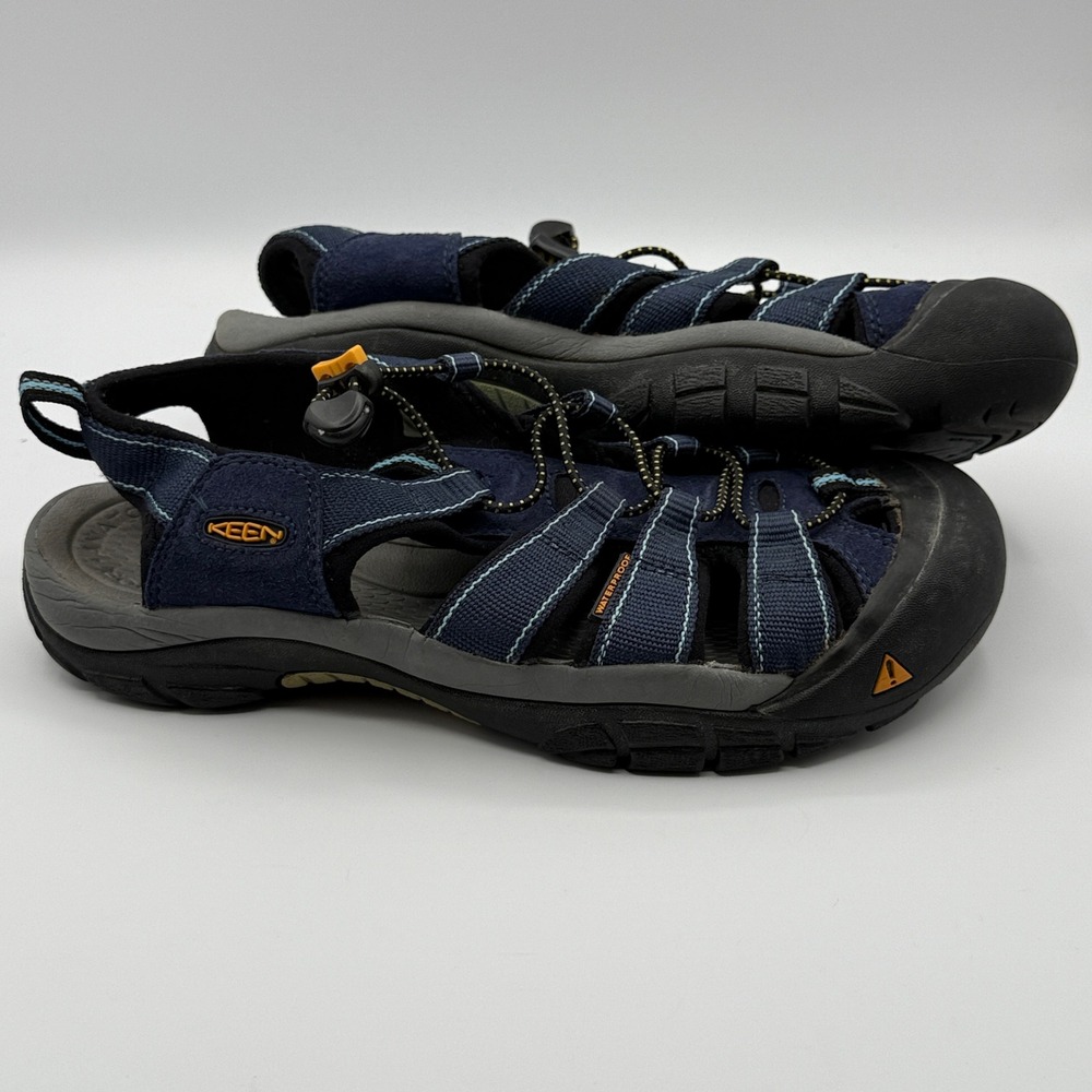 Keen Newport H2 Sandals Women 10.5 Navy Blue Waterproof Hiking Outdoor Gorpcore